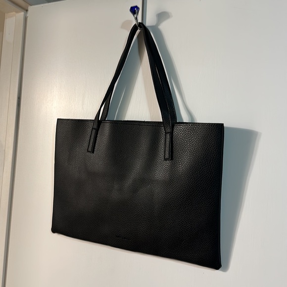 Vince Camuto bag - Picture 2 of 2